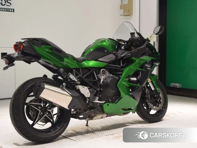 Проданный Kawasaki NINJA H2 SX SE 2018 из Японии, фото 2