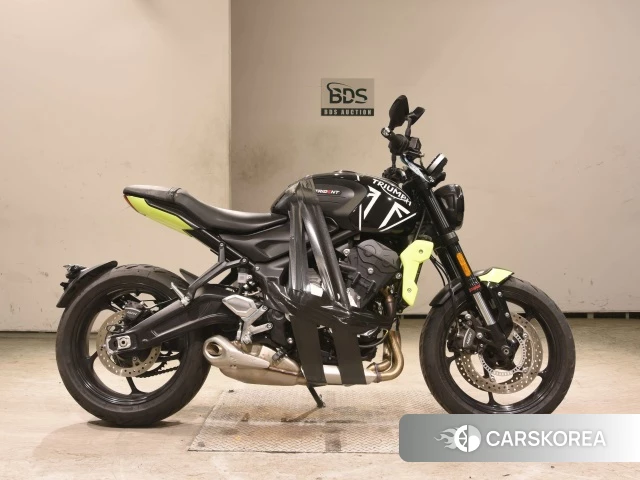 Triumph TRIDENT 660 id 3946666 из Японии 17