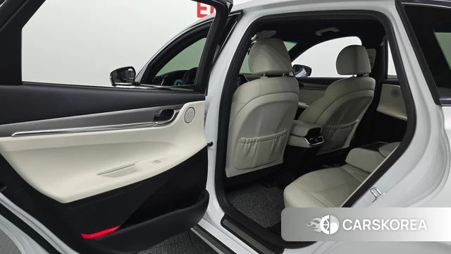 Hyundai The New Grandeur IG Hybrid id 4922572 из Кореи 18