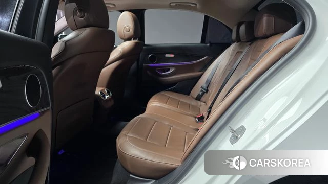 Mercedes-Benz E-Class W213 id 4246212 из Кореи 18
