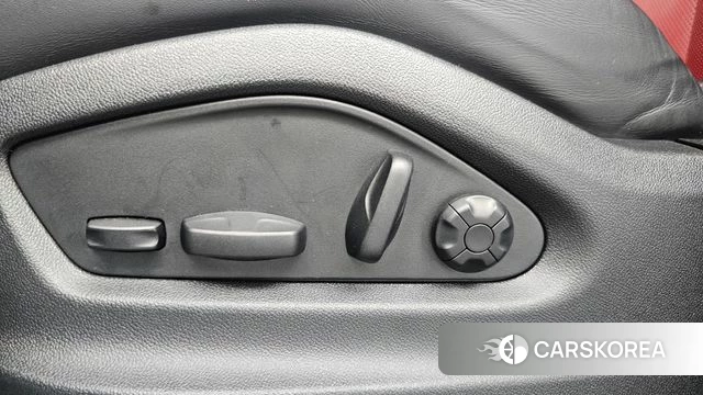 Porsche Cayenne (PO536) id 4322299 из Кореи 18