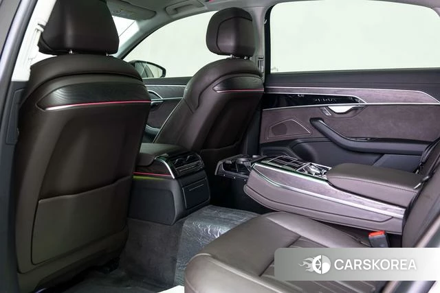 Audi A8 id 4353118 из Китая 18