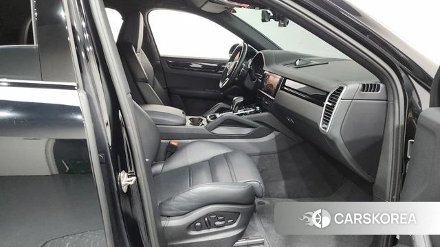 Porsche Cayenne (PO536) id 4613903 из Кореи 18