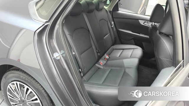 Kia The New K3 2nd generation id 4201618 из Кореи 18