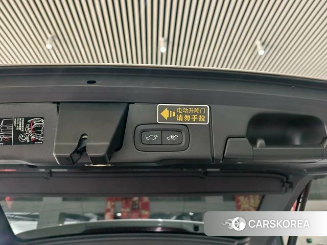 Volvo XC60 id 4220895 из Китая 18