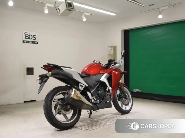 Проданный Honda CBR250R 2011 из Японии, фото 2