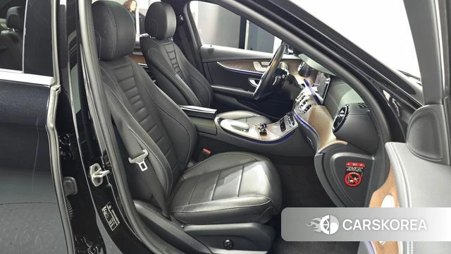 Mercedes-Benz E-Class W213 id 4894346 из Кореи 18