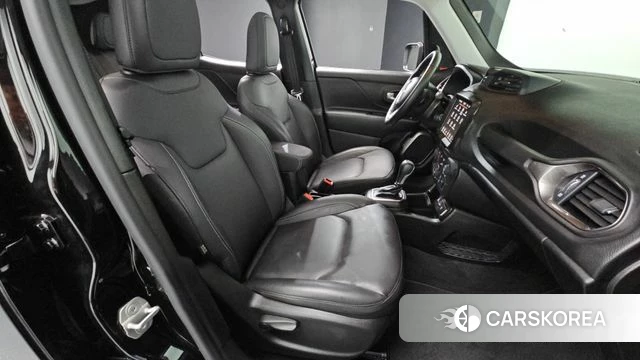 Jeep Renegade id 4499947 из Кореи 18
