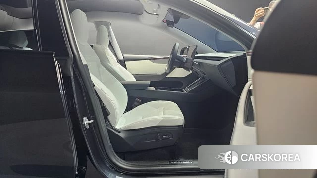 Tesla Model Y id 4480036 из Кореи 18