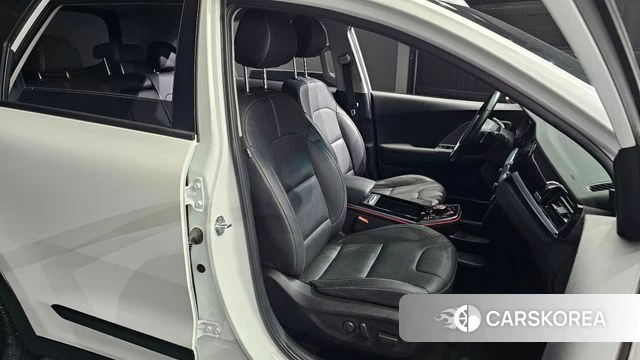 Kia Niro Plus id 4354846 из Кореи 18