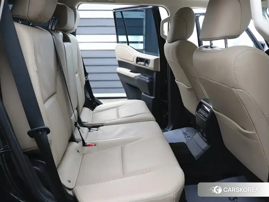Toyota Land Cruiser id 4547525 из Китая 18