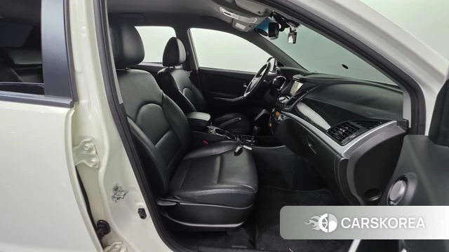 Ssangyong New Style Korando C id 4543634 из Кореи 18