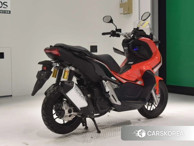 Проданный Honda ADV150 2019 из Японии, фото 2