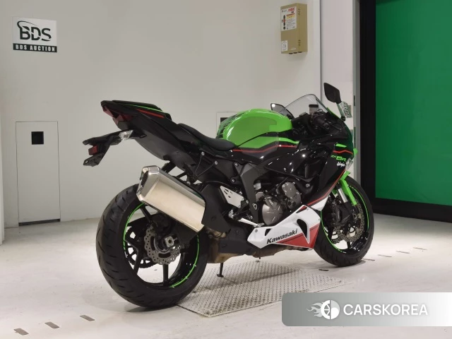 Проданный Kawasaki ZX-6R NINJA ABS 2021 из Японии, фото 2