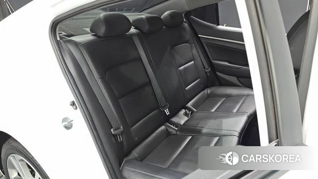 Hyundai Avante AD id 4620520 из Кореи 18