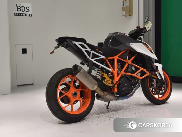 Проданный KTM 1290 SUPER DUKE R 2018 из Японии, фото 2