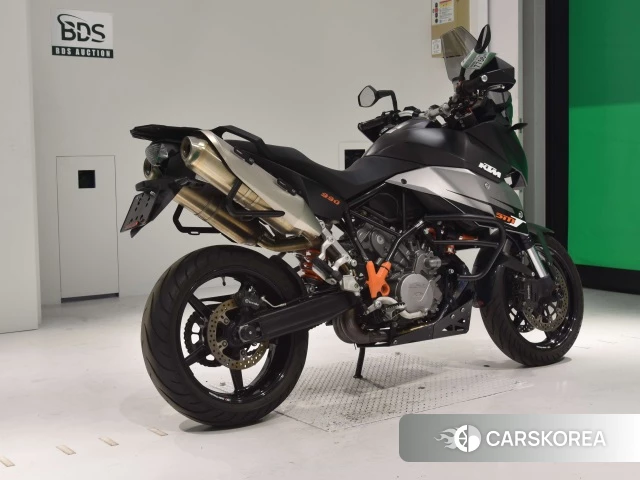 Проданный KTM 990 SUPERMOTO T 2010 из Японии, фото 2