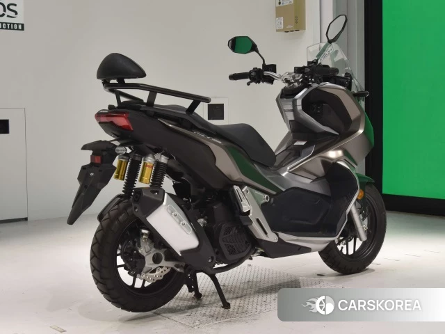 Проданный Honda ADV150 2019 из Японии, фото 2