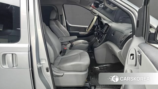 Hyundai The New Grand Starex id 4894798 из Кореи 18