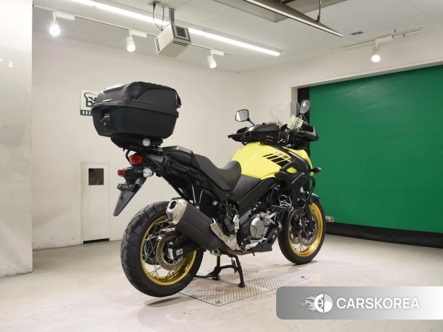 Проданный Suzuki V-STROM 650 XT 2020 из Японии, фото 2