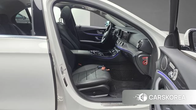 Mercedes-Benz E-Class W213 id 4344951 из Кореи 18