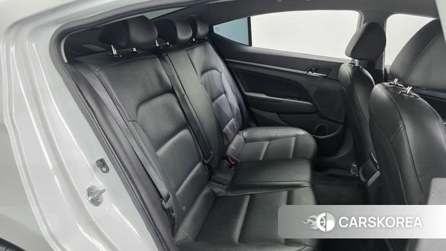 Hyundai Avante AD id 4310989 из Кореи 18