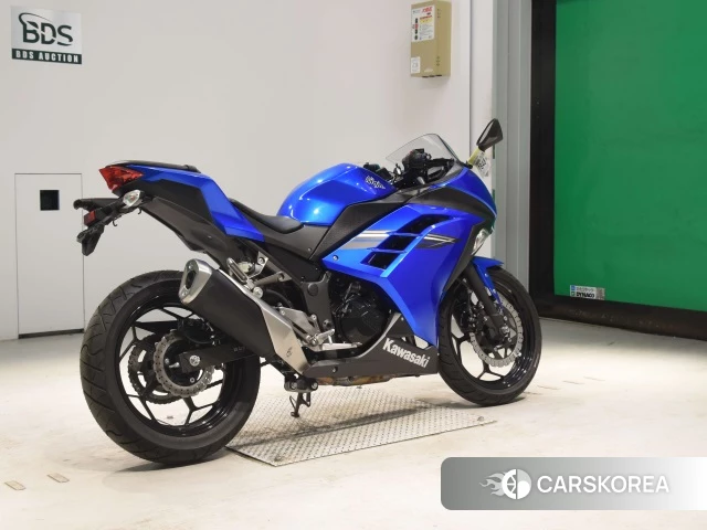Проданный Kawasaki NINJA 250 2017 из Японии, фото 2