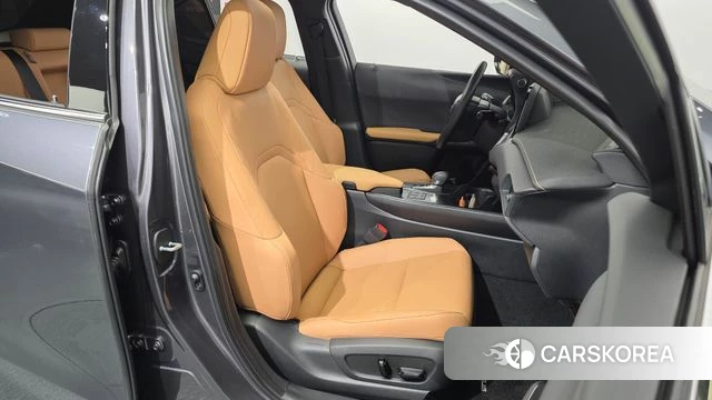 Lexus UX300h id 4516345 из Кореи 18