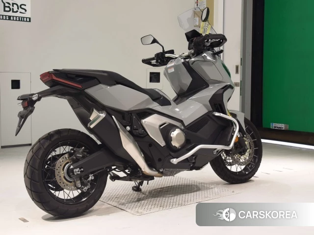 Проданный Honda X-ADV 750 2022 из Японии