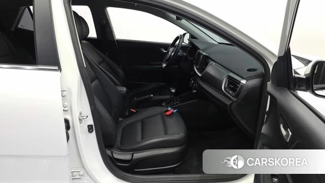 Kia Stonic id 4502727 из Кореи 18