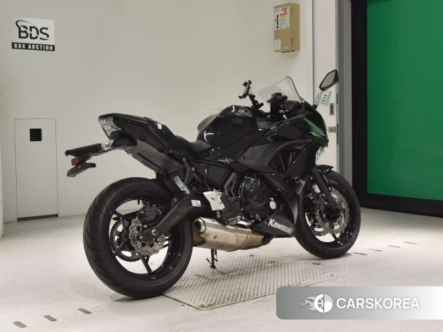 Проданный Kawasaki NINJA 650 ABS 2018 из Японии, фото 2