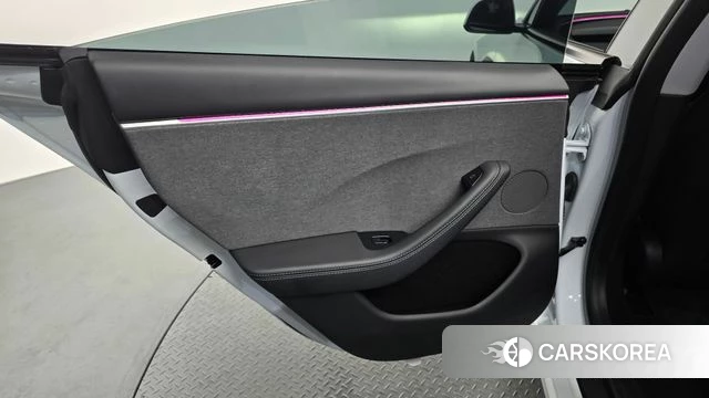 Tesla Model 3 id 4607845 из Кореи 18