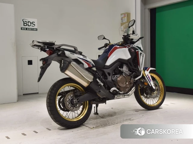 Проданный Honda CRF1000L AFRICA TWIN 2016 из Японии, фото 2
