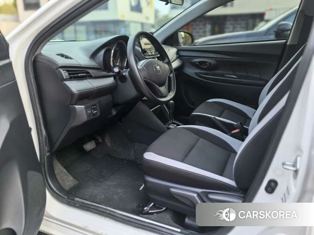Toyota YARIS L Zhixuan id 4221047 из Китая 18