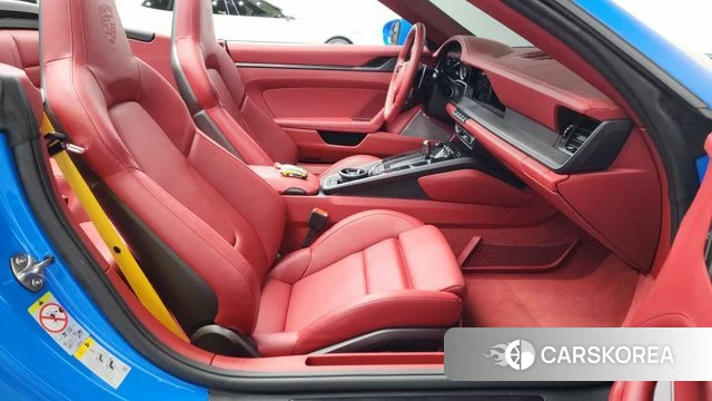 Porsche 911(992) id 4555385 из Кореи 18