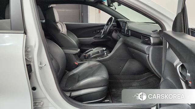 Hyundai Veloster (JS) id 4430368 из Кореи 18