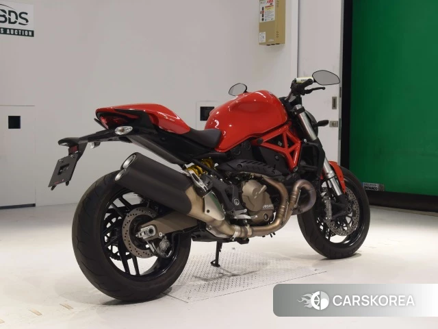 Проданный Ducati MONSTER 821 2014 из Японии, фото 2