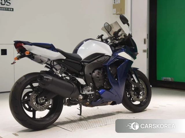 Проданный Yamaha FZ1 FEATHER GT 2012 из Японии