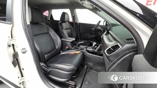 Kia Seltos id 4625538 из Кореи 18