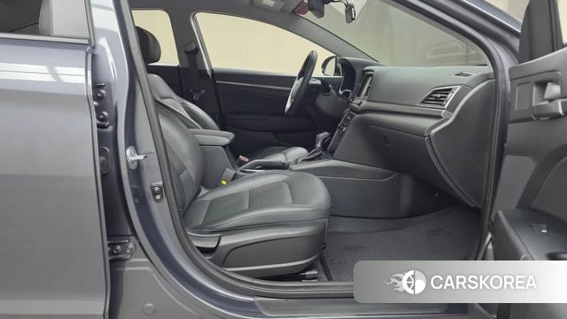 Hyundai Avante AD id 4907697 из Кореи 18