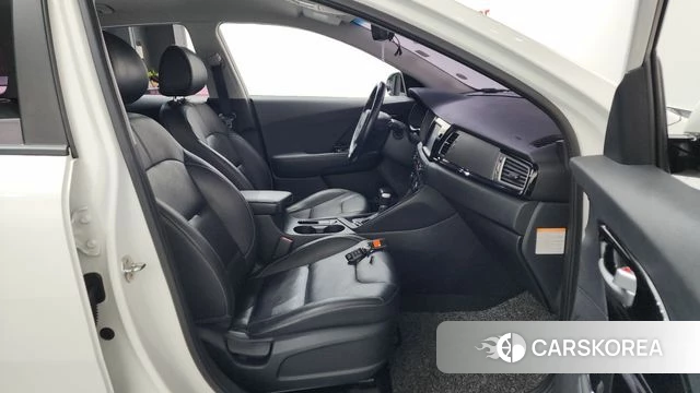 Kia Niro id 4357055 из Кореи 18