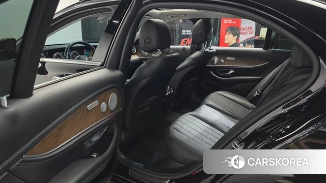 Mercedes-Benz E-Class W213 id 4496739 из Кореи 18