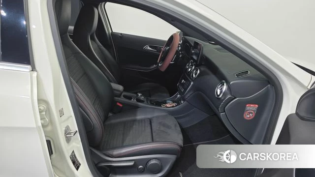Mercedes-Benz A-Class W176 id 4633258 из Кореи 18