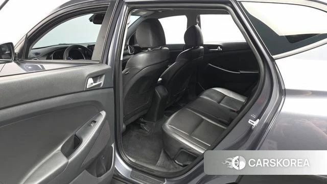 Hyundai All New Tucson id 4317447 из Кореи 18