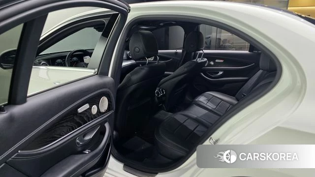 Mercedes-Benz E-Class W213 id 4506607 из Кореи 18