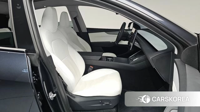 Tesla Model Y id 4441793 из Кореи 18