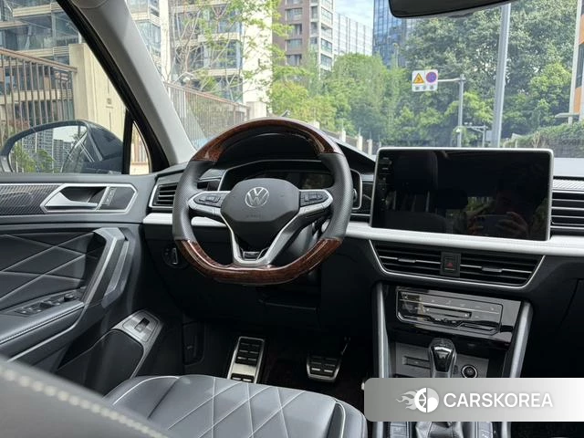Volkswagen Tiguan L id 4290503 из Китая 18