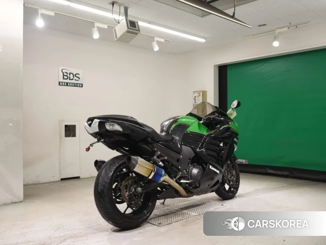 Проданный Kawasaki ZX-14R NINJA 2012 из Японии, фото 2