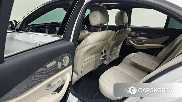 Mercedes-Benz E-Class W213 id 4603513 из Кореи 18