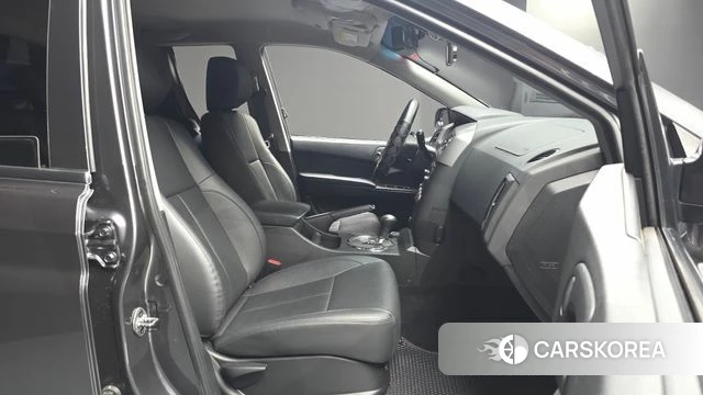 Ssangyong The New Korando Sports id 4574657 из Кореи 18
